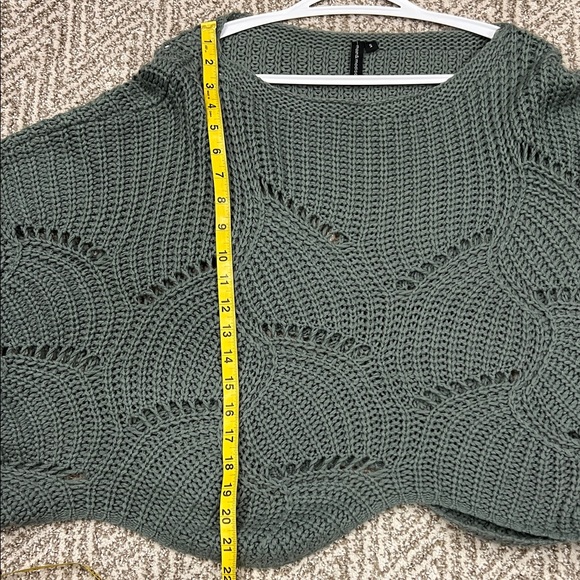 Green Knit Poncho Moon &MADISON - Picture 3 of 5